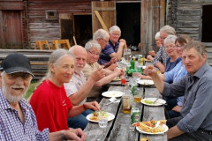 20140523_195238-576x1024